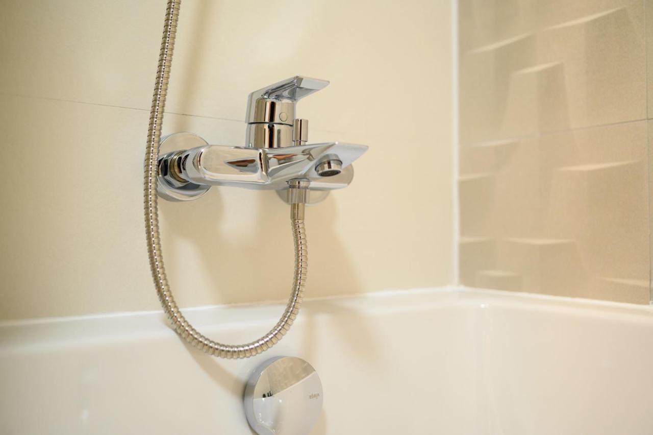 North Twin Apartment Bucureşti Ngoại thất bức ảnh